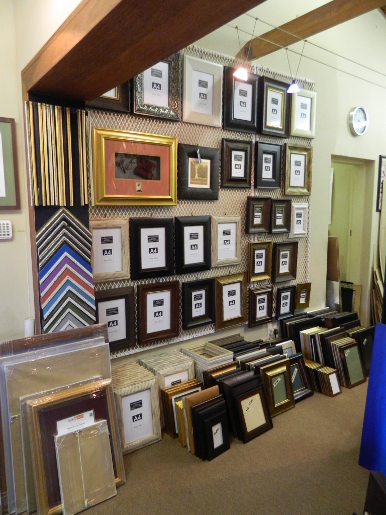 Ready Made Photoframes